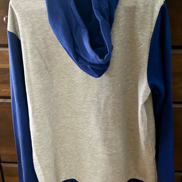 Marvel Sweatshirt hoodie. So soft. NWT - Picture 3 of 6